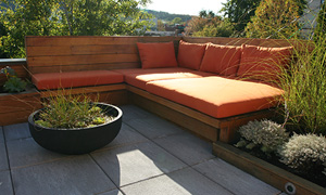 Terrasse moderne sur un toit