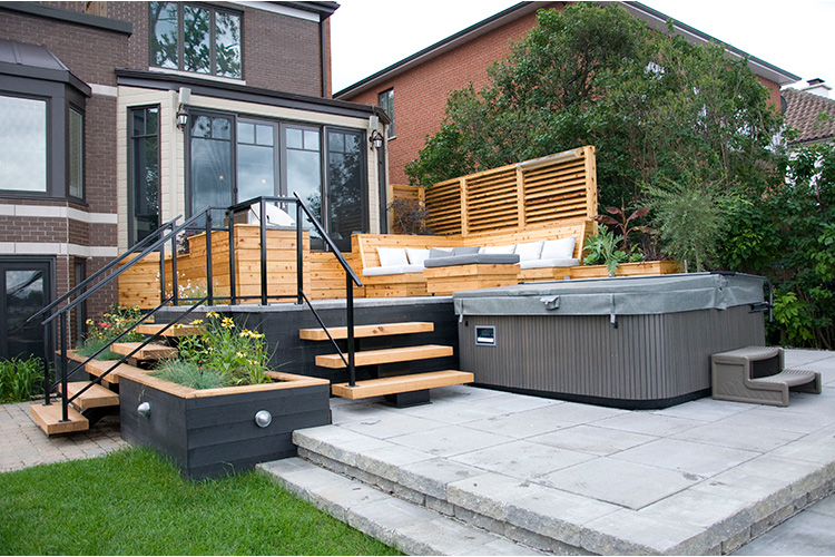Montreal Outdoor Living – Modern Decking Montreal