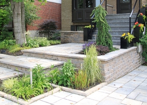 Classic Modern Landscaping in Cartierville